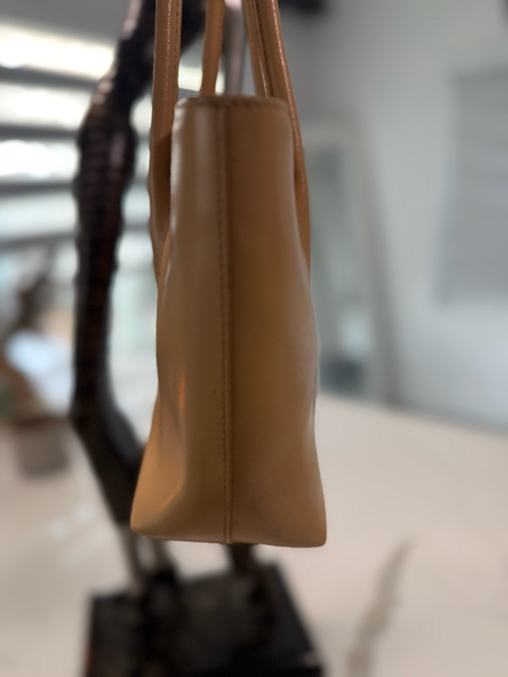 Furla : timeless Italian leather luxury Tan Mini Bag - Picture 5 of 12